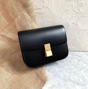 Meet your Posher, Maggie